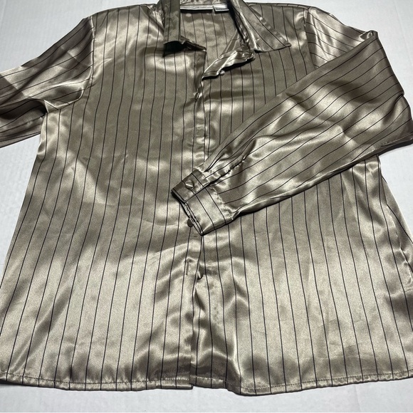 satin pin stripe button up blouse in champagne beige size 14 by Yves St. Clair - Picture 8 of 8